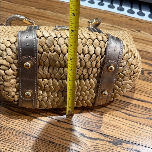 EUC: Michael Kors Woven Tan and Gold Santorini Tote, Large - Picture 11 of 11